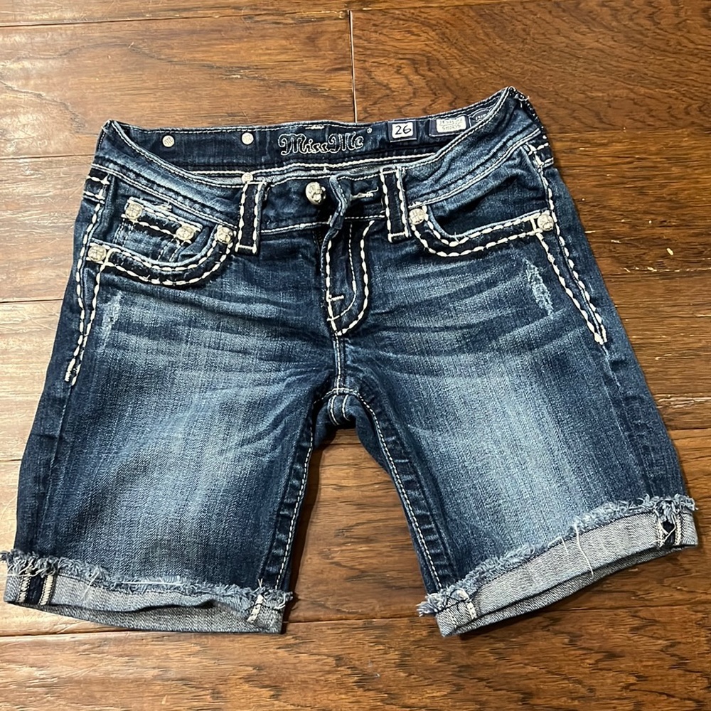 Buckle miss me jean shorts